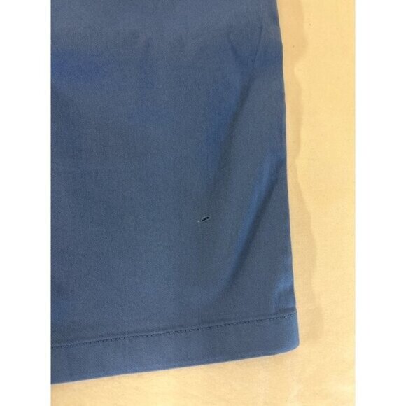 Jcrew Men’s 9" flex khaki short H5020, Size 31 Flaw - Picture 3 of 4